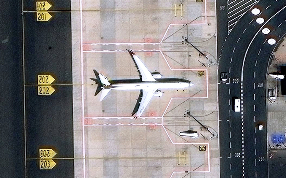 Istanbul airport Maxar Vivid Advanced basemap 15 cm HD 2024