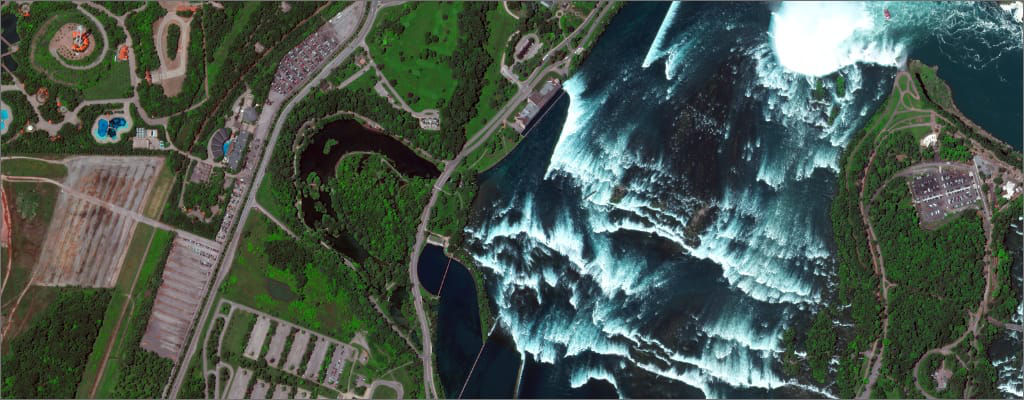 Satellite image of Niagara Falls